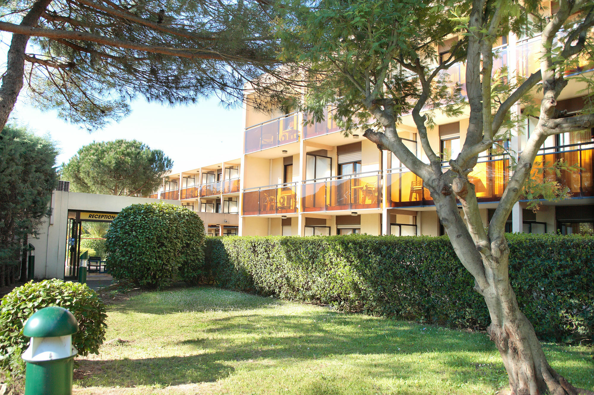 Residence Pierre & Vacances Les Parcs De Grimaud Eksteriør bilde